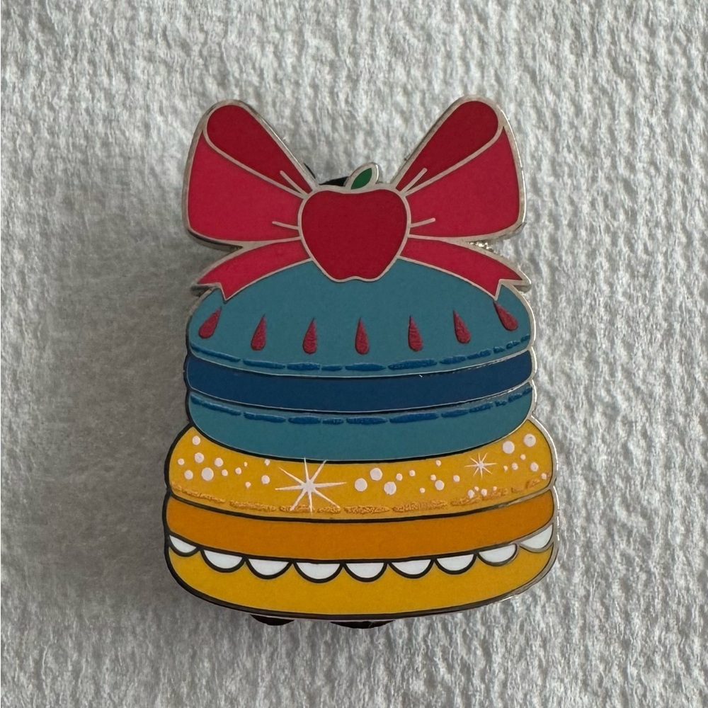 Snow White Disney Princess Pastries Macaron Pin